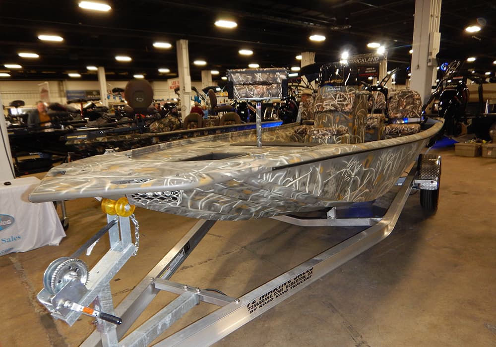 Camo aluminum boat