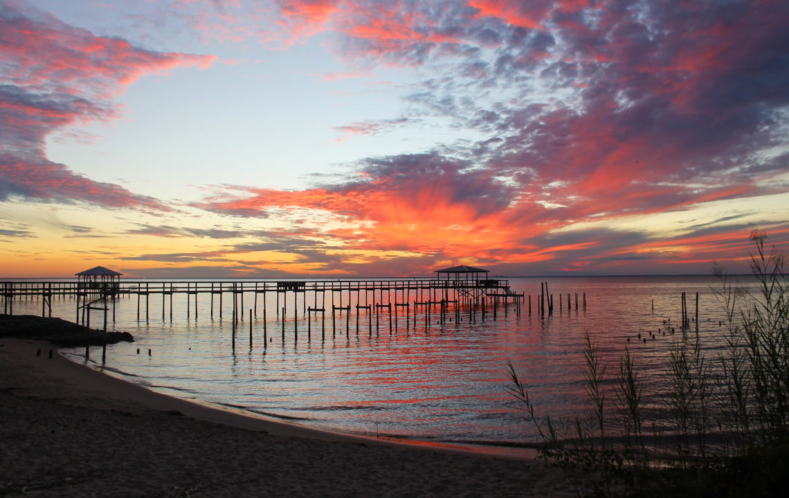 OutdoorLoversBuyLandAlabma_Lead_Michael Vaughn Jr., Sunset at Fairhope pier on Mobile Bay(1)
