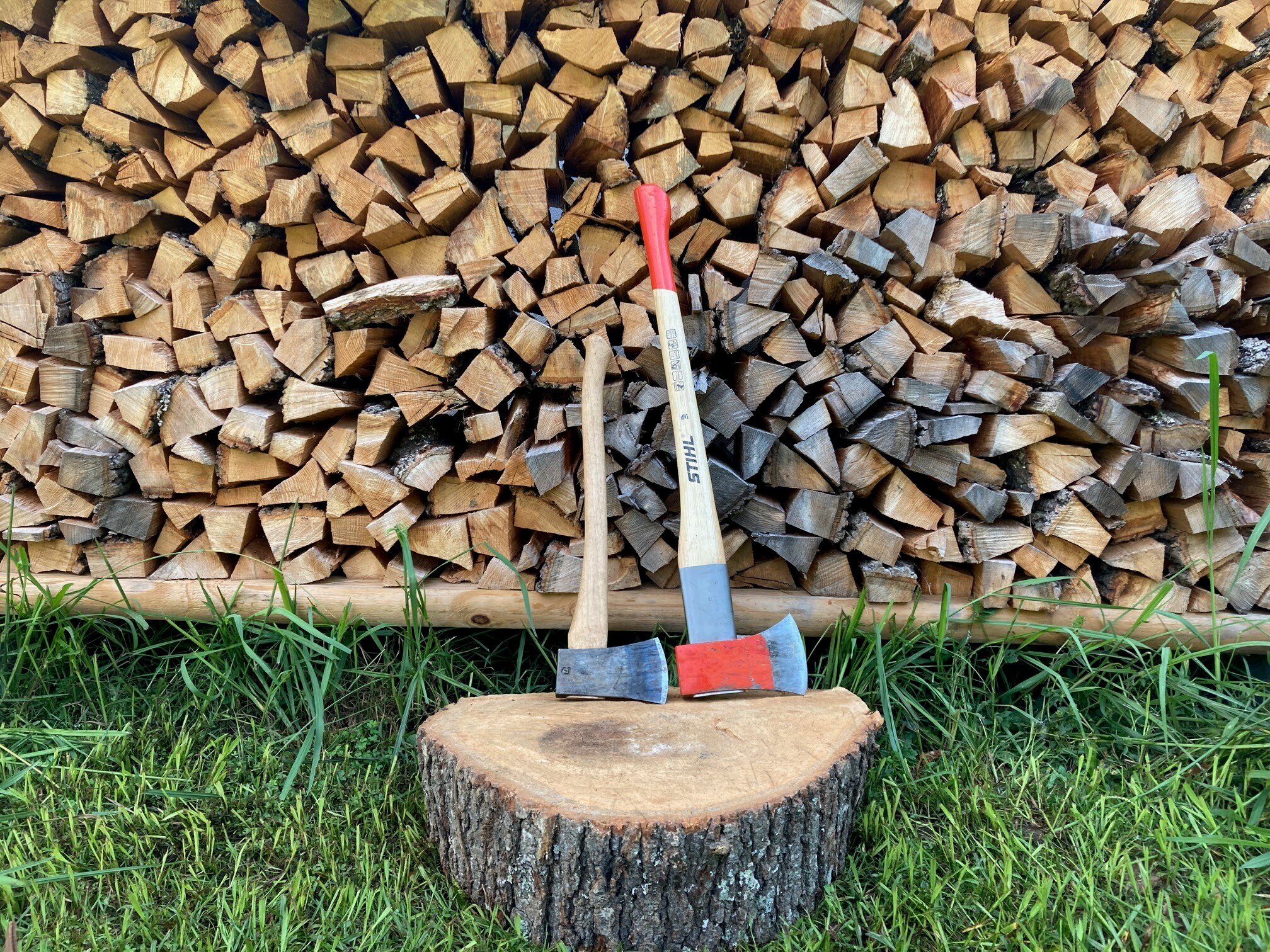 Firewood: Beginners Tips for Harvesting, Seasoning and Splitting Your Own